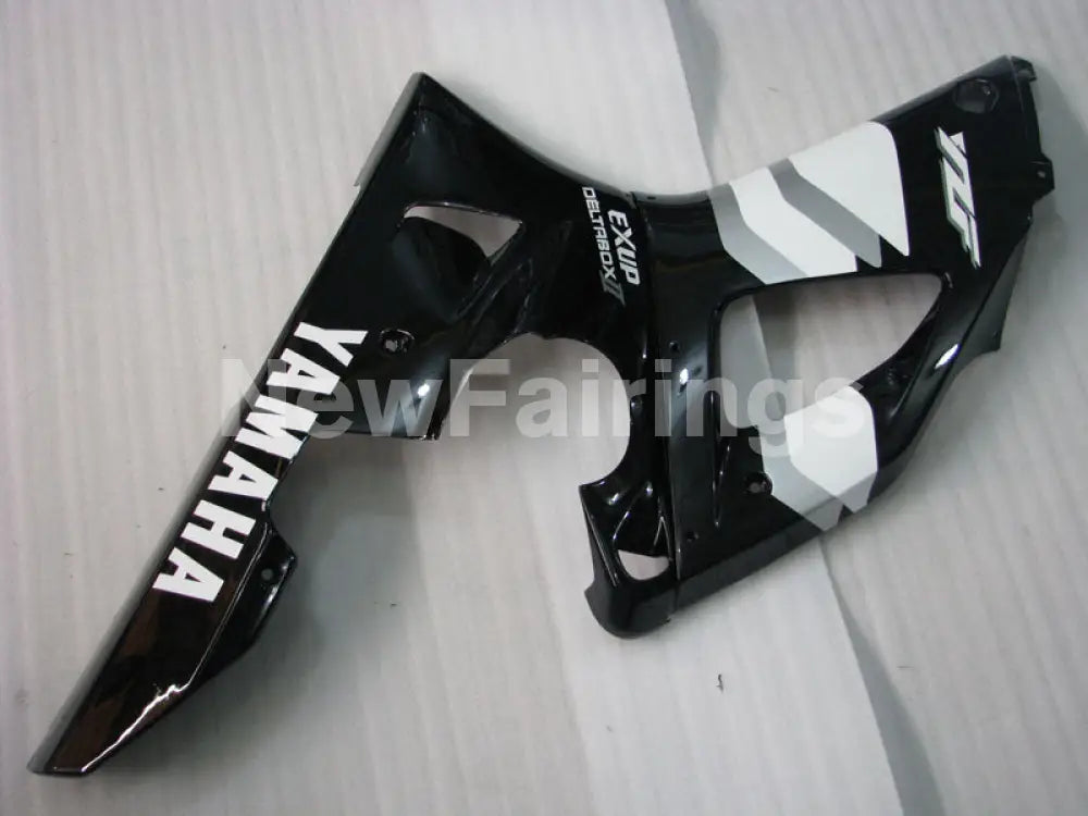 Black and White Factory Style - YZF-R1 98-99 Fairing Kit