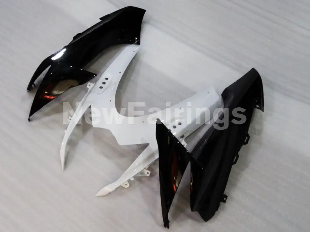 Black White Factory Style - GSX-R750 11-24 Fairing Kit