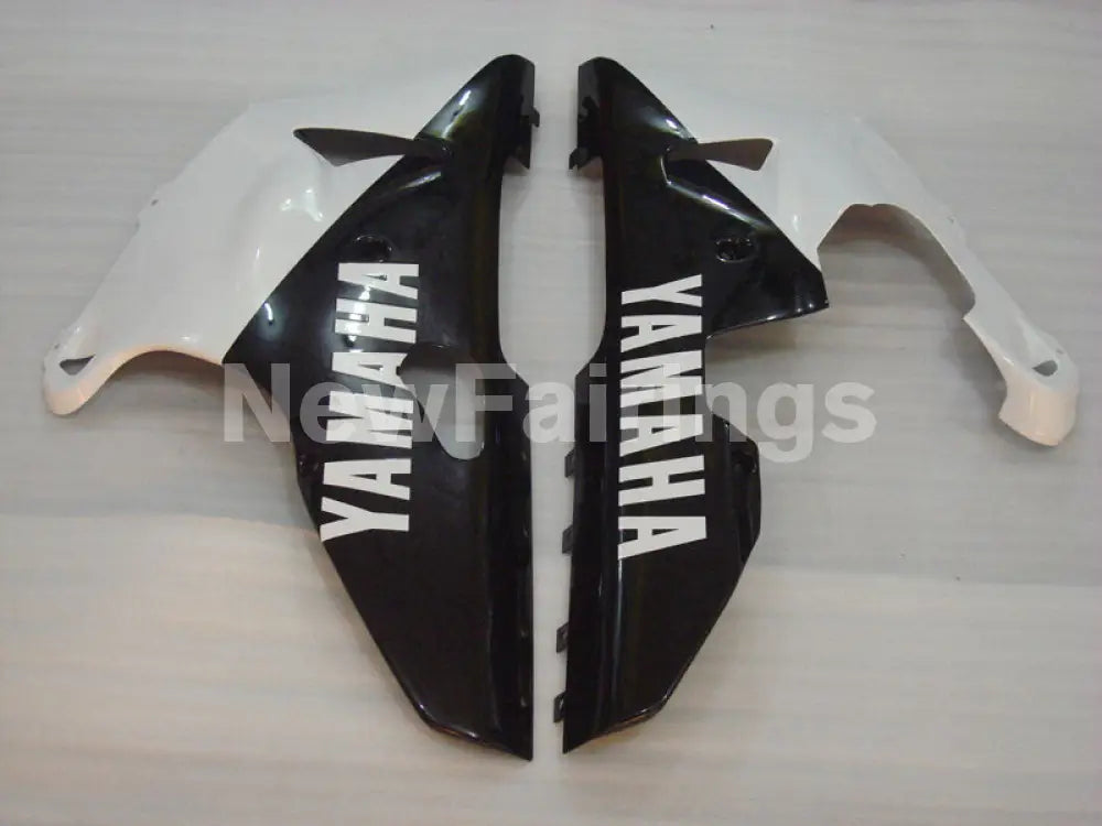 Blue and White Black Factory Style - YZF-R1 98-99 Fairing