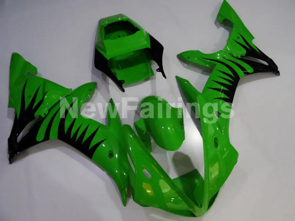 Green and Black Flame - YZF-R1 02-03 Fairing Kit - Vehicles