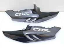 Load image into Gallery viewer, Grey and Black Factory Style - CBR 900 RR 96-97 Fairing Kit