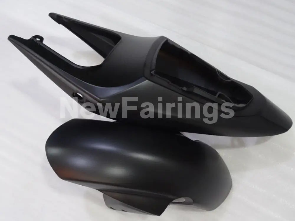 Matte Black No decals - GSX-R600 04-05 Fairing Kit -