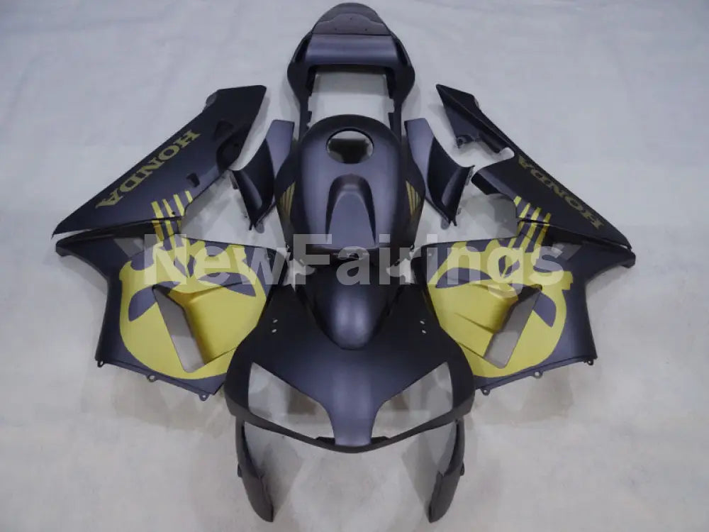 Matte Grey Skull - CBR600RR 03-04 Fairing Kit - Vehicles &