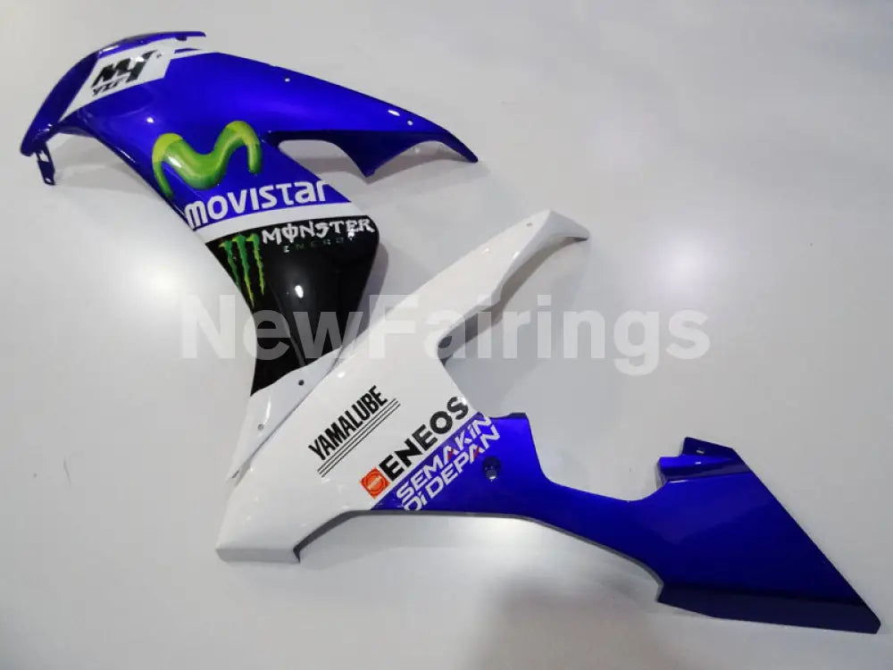 Number 19 White and Blue Black Monster - YZF-R1 04-06