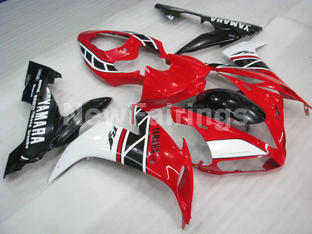 Red Black White Factory Style - YZF-R1 04-06 Fairing Kit