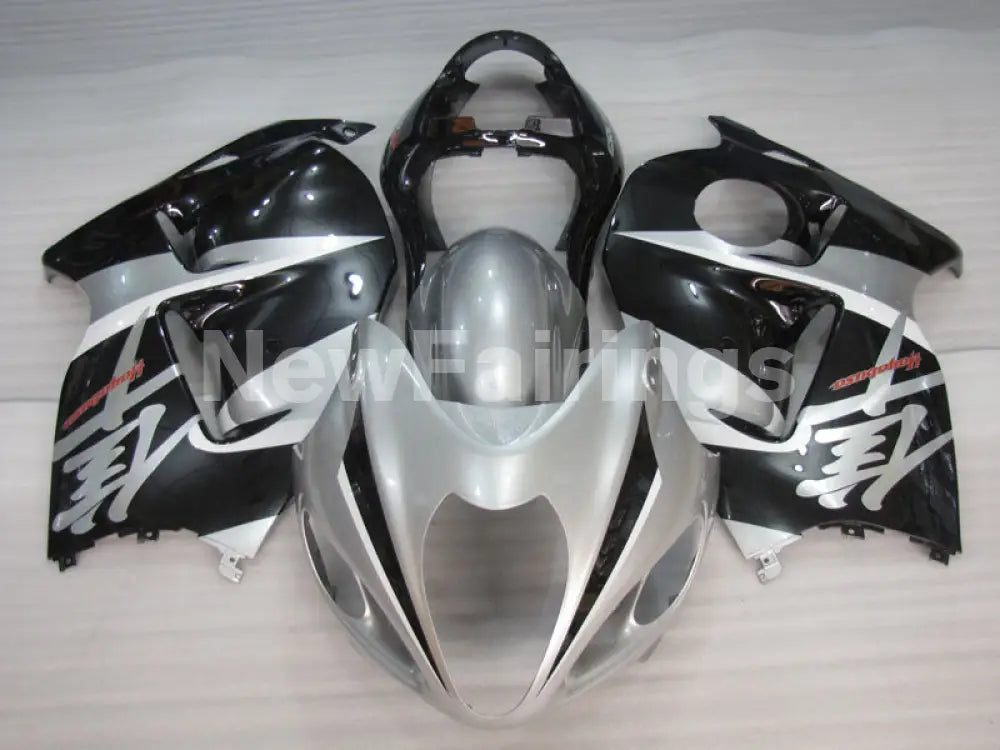 Silver and Black Factory Style - GSX1300R Hayabusa 99-07