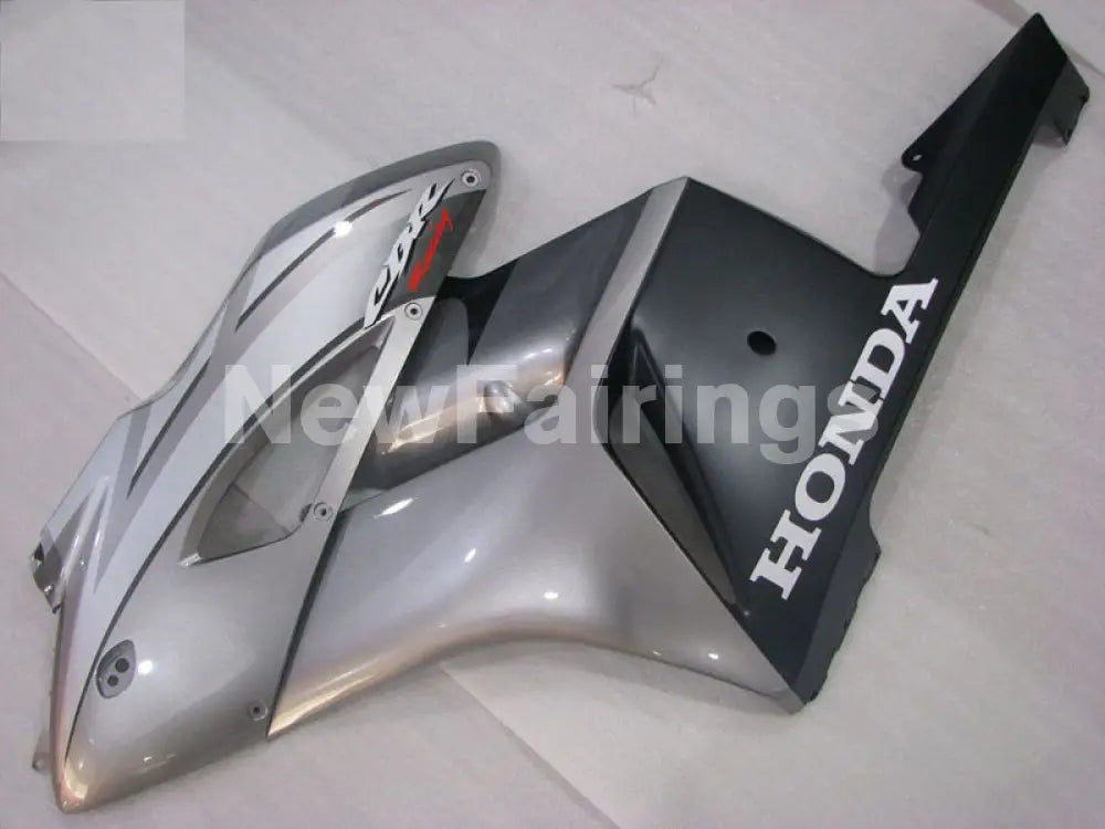 Silver Grey and Black Factory Style - CBR1000RR 04-05