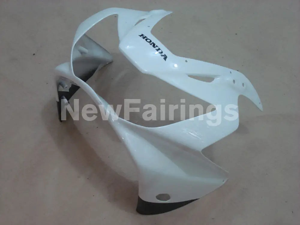 White and Black Factory Style - CBR 929 RR 00-01 Fairing Kit