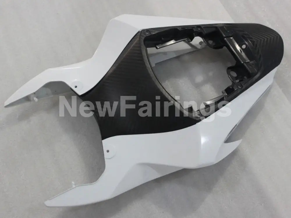 White and Black Beacon - GSX-R600 11-24 Fairing Kit