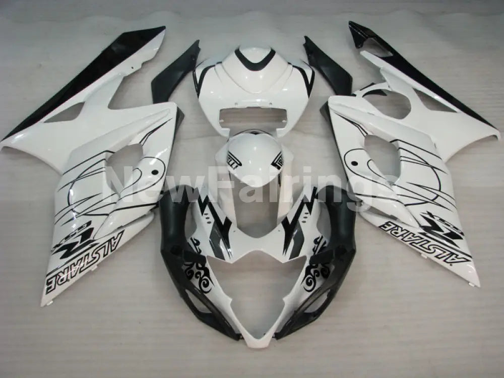 White Black Corona - GSX - R1000 05 - 06 Fairing Kit