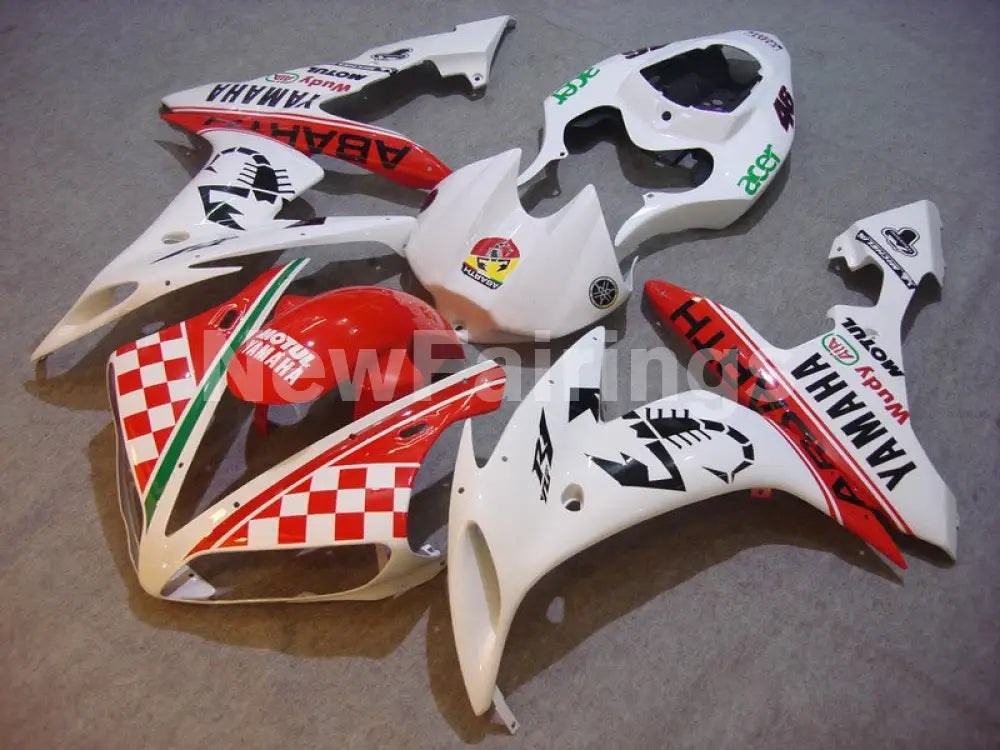 White and Red Scorpion - YZF-R1 04-06 Fairing Kit